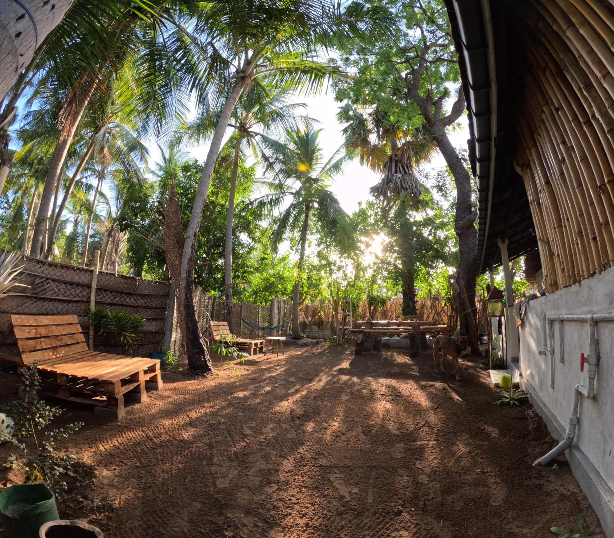 C U Hostel Trincomalee Exterior foto