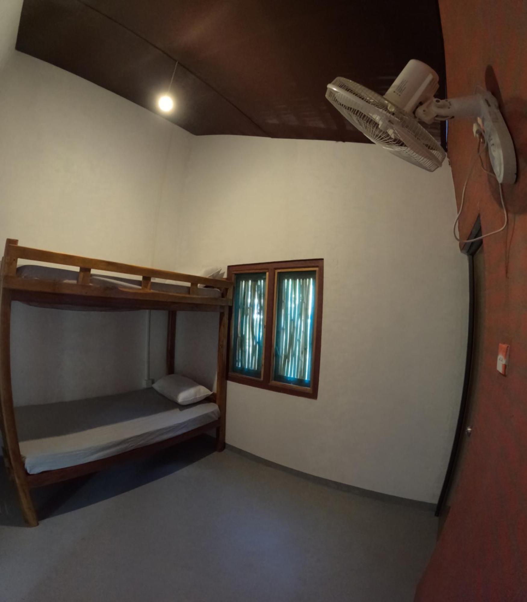 C U Hostel Trincomalee Exterior foto